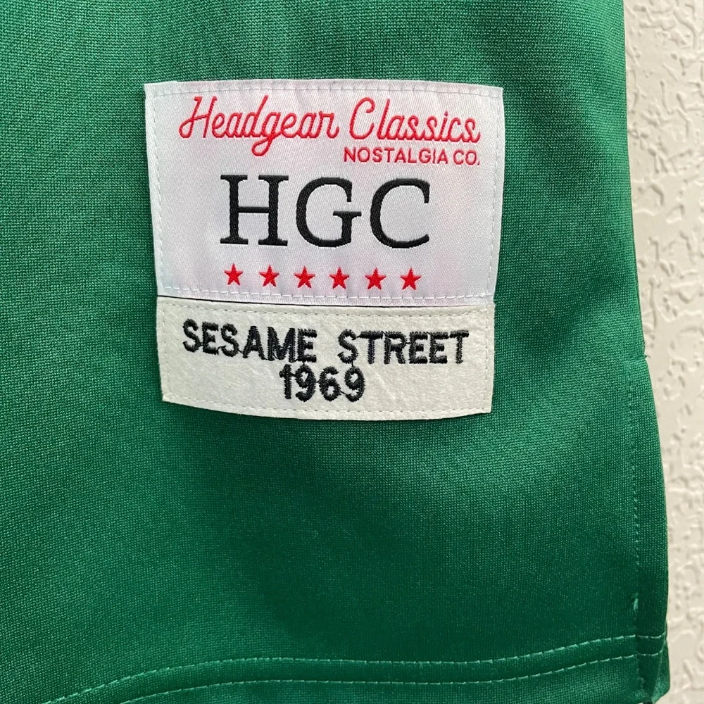 Headgear Classics Mens Sesame Street 1969 Embroidered Basketball Jersey 2XL - Picture 6 of 9